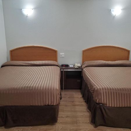 Travelodge By Wyndham Surrey Zewnętrze zdjęcie