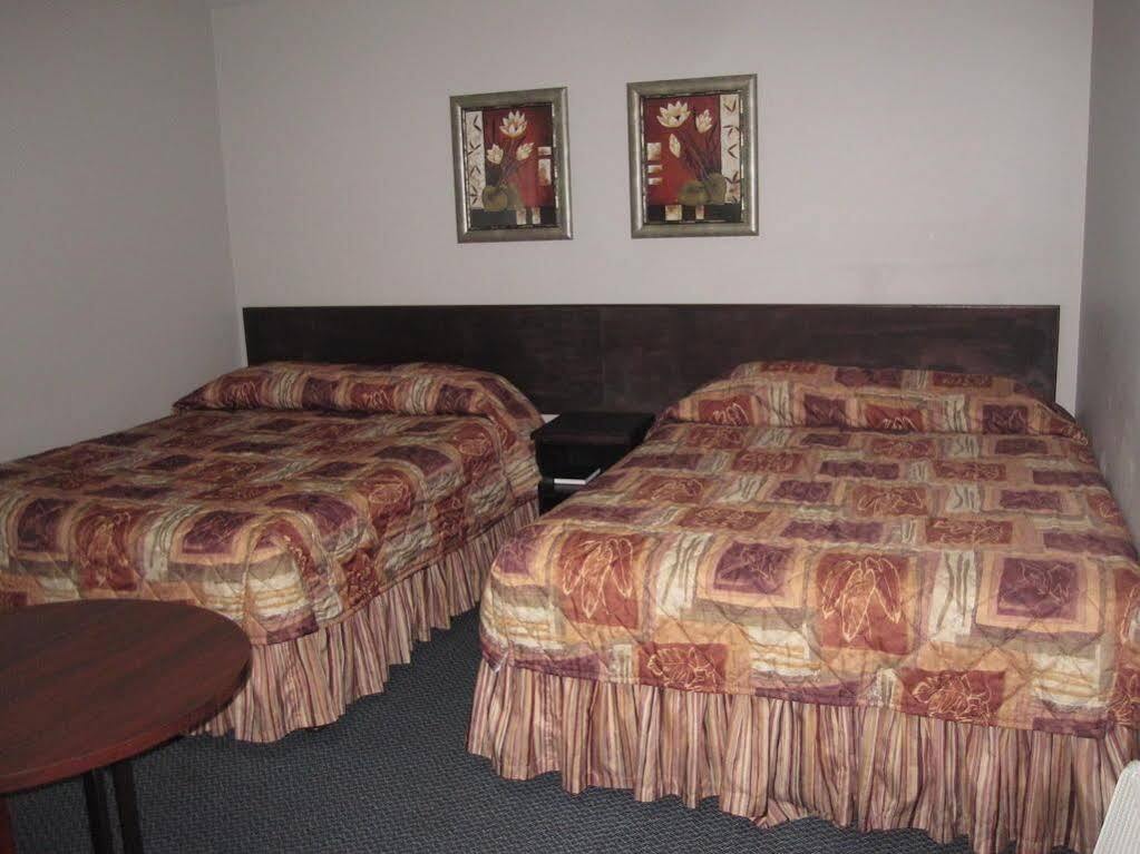 Travelodge By Wyndham Surrey Zewnętrze zdjęcie